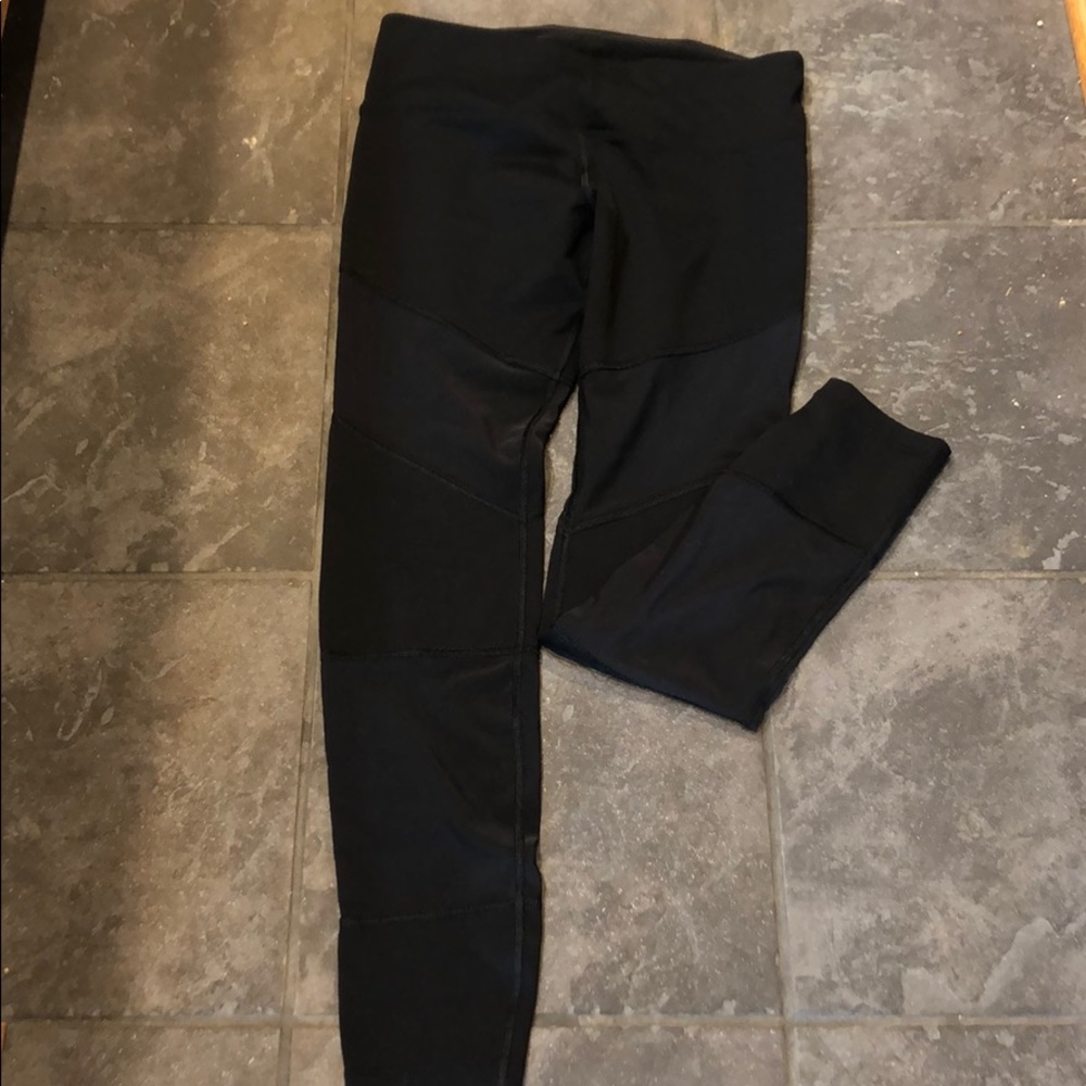 Black mesh leggings
